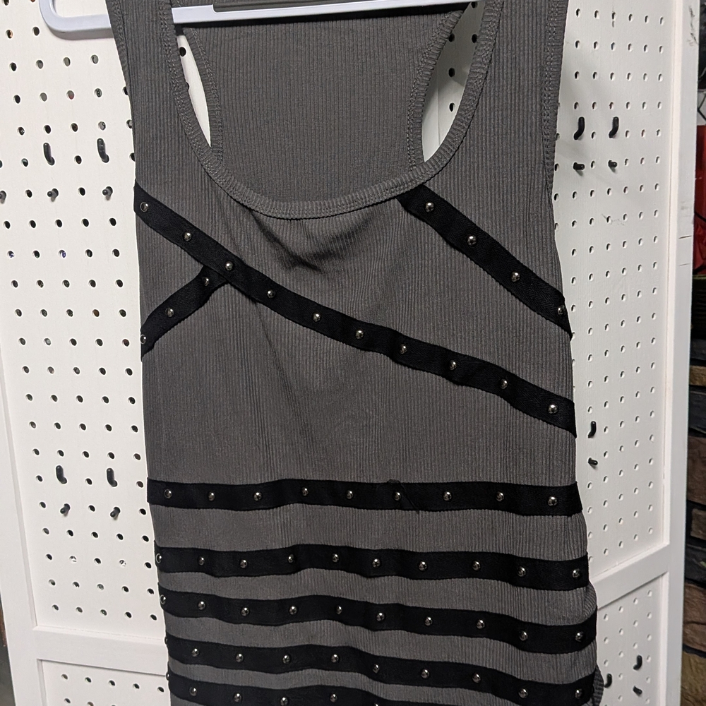 ROMWE Gray and Black Studded Tank Top